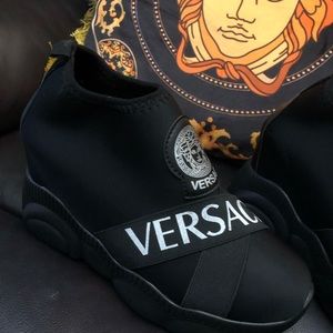 Versace running shoes unisex